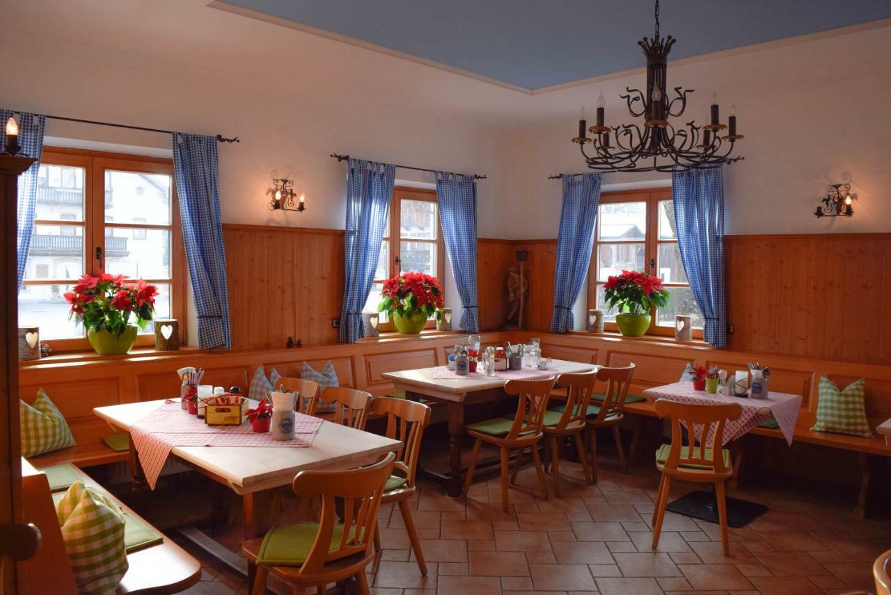 Landgasthaus Zum Altwirt Reichersbeuern Hotel Екстериор снимка